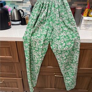 Lucy & Yak Green and White Patterned Pants